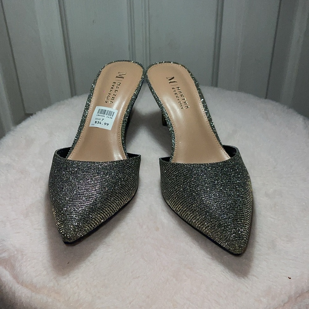 Crystal Pointed Toe Heels mules unused  Size 7 - Picture 3 of 6
